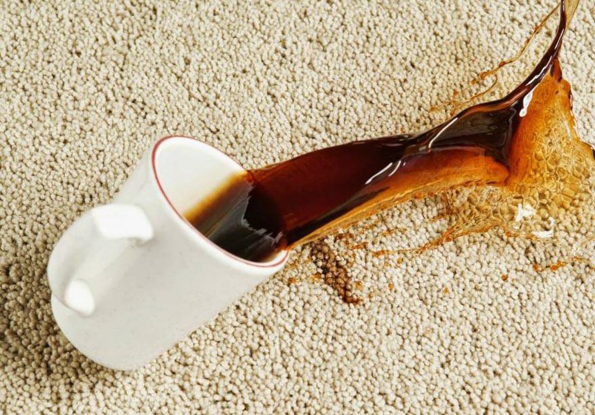 4 способа удаления пятен от кофе на коврах и ковровых покрытиях в домашних условиях